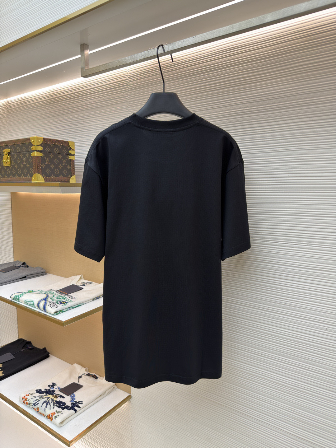 GUCCI 古驰 锋刃字母logo印花 短袖 T恤 圆领 套头 夏季 黑色（黄红） 白色（黄粉）A0 