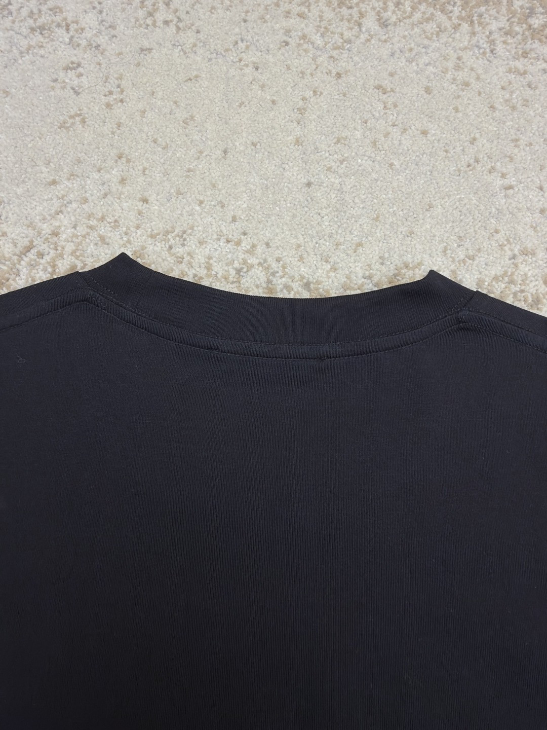 GUCCI 古驰 锋刃字母logo印花 短袖 T恤 圆领 套头 夏季 黑色（黄红） 白色（黄粉）A0 