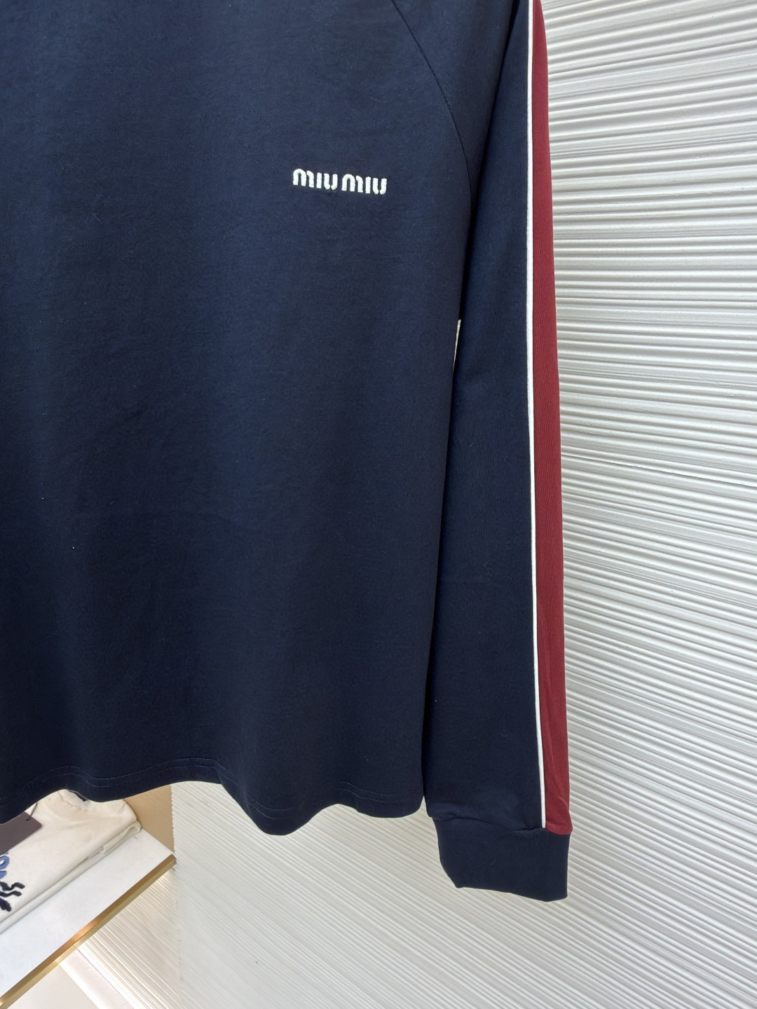 MIU MIU 缪缪 撞色织带长袖T恤 打底衫 女款 蓝色 A5 MJLA24-182D-F0X58-S-OOO