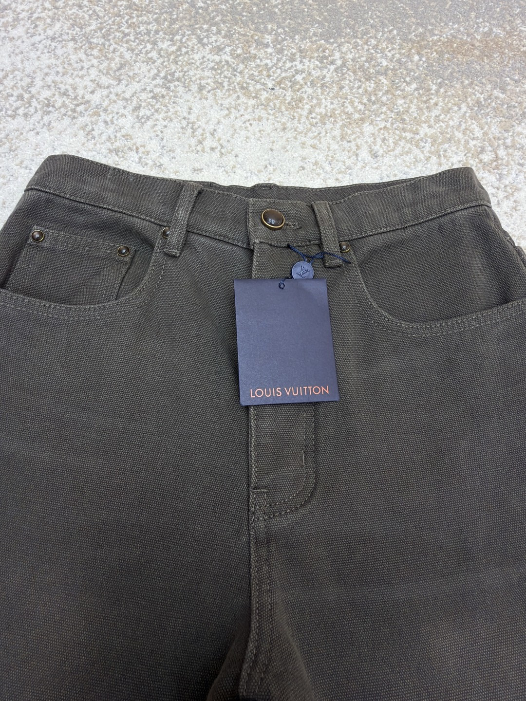 LOUIS VUITTON 路易威登 字母提花军绿珠帆卷边牛仔裤 长裤 裤子 B0 1AJCU2