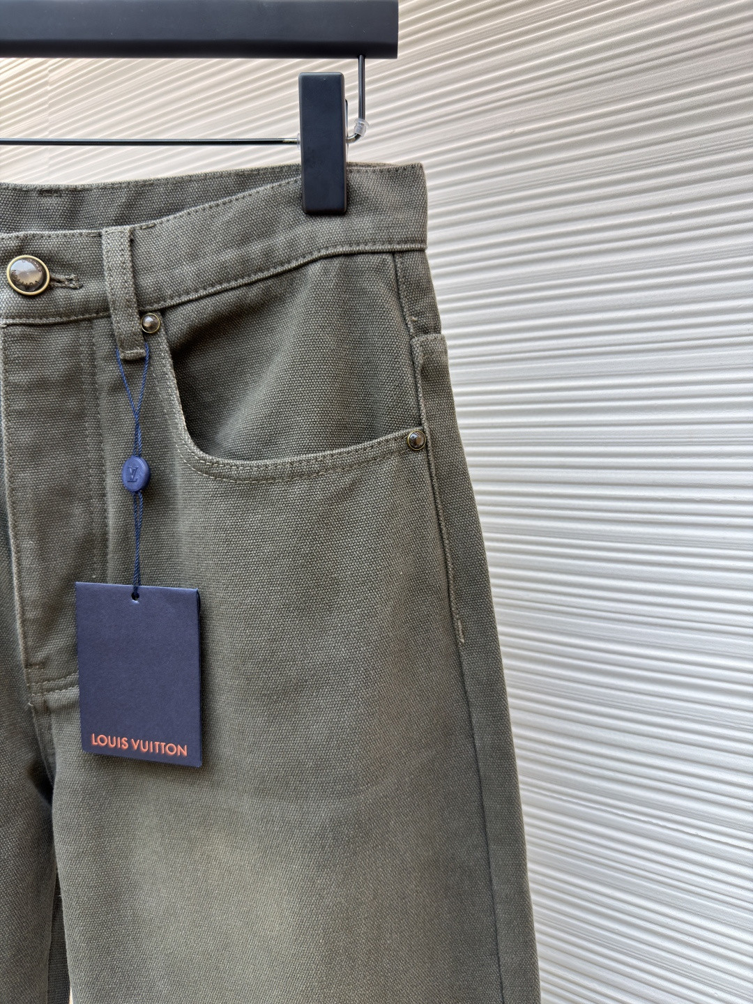 LOUIS VUITTON 路易威登 字母提花军绿珠帆卷边牛仔裤 长裤 裤子 B0 1AJCU2