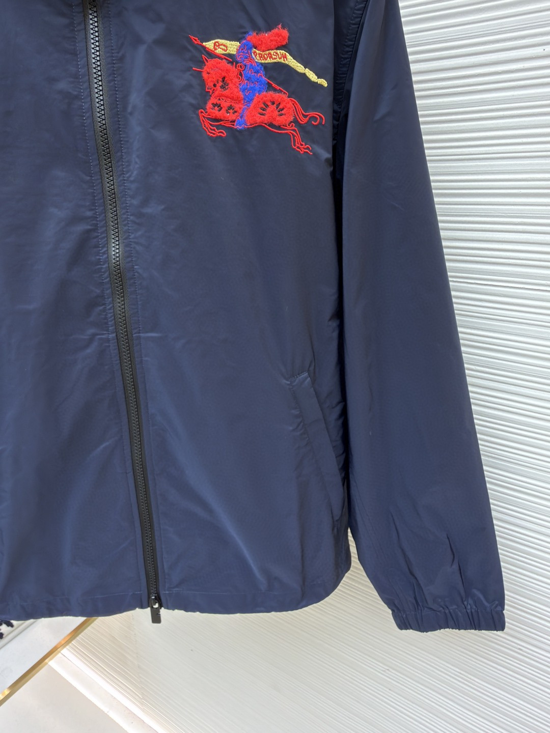 Burberry 巴宝莉 战马绣花拉链连帽夹克 长袖 外套 蓝色 B0