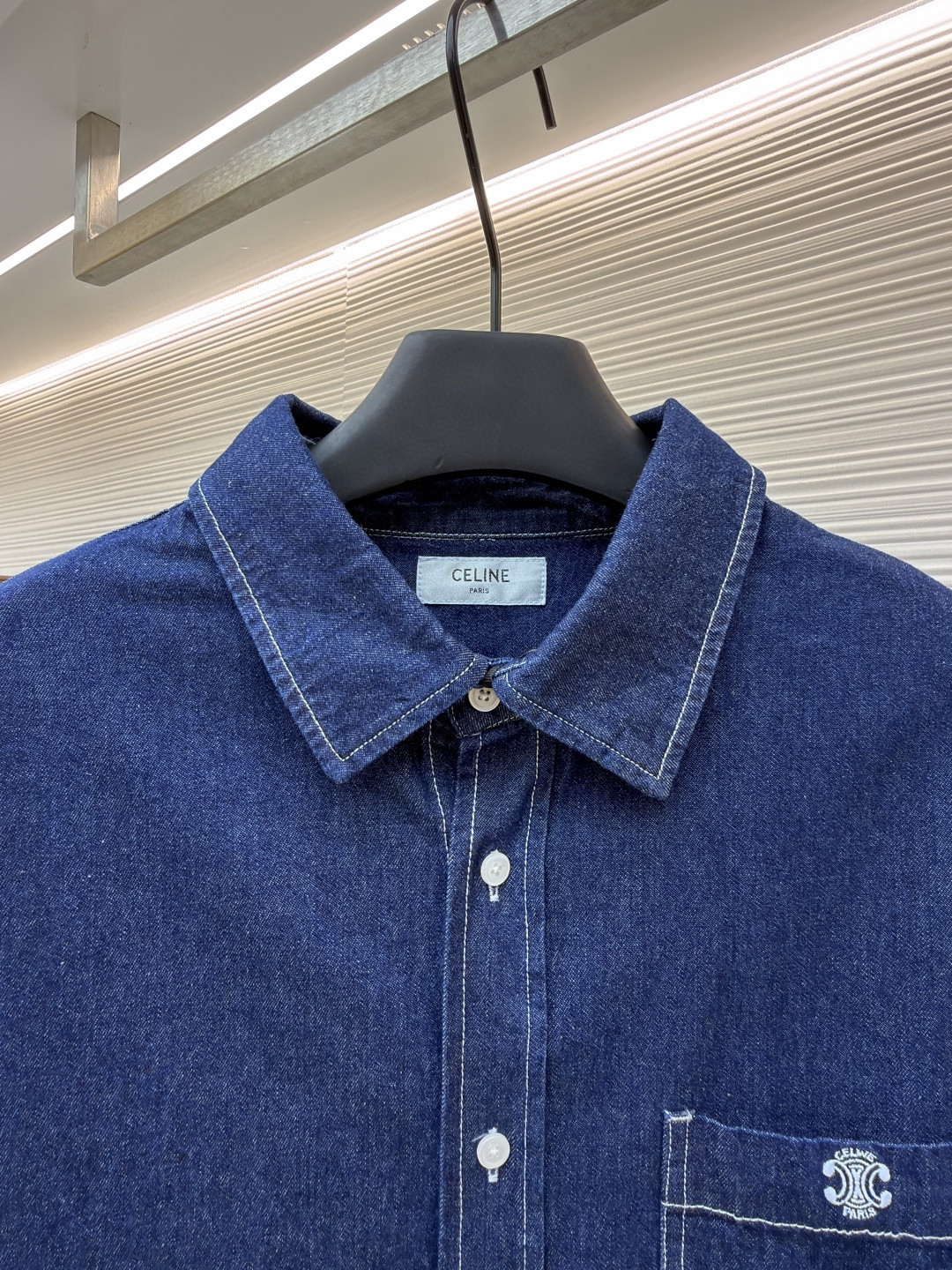 CELINE 赛琳 刺绣logo牛仔衬衫 牛仔衣 外套 夹克 长袖 蓝色 B0 RC0BE2N67-GGG3