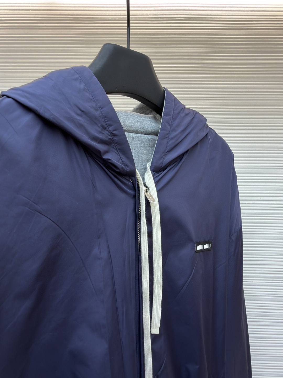 MIU MIU 缪缪 双面两穿logo徽标拉链连帽卫衣 夹克 外套 长袖 蓝色 B0 