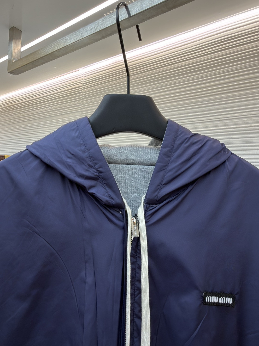 MIU MIU 缪缪 双面两穿logo徽标拉链连帽卫衣 夹克 外套 长袖 蓝色 B0 