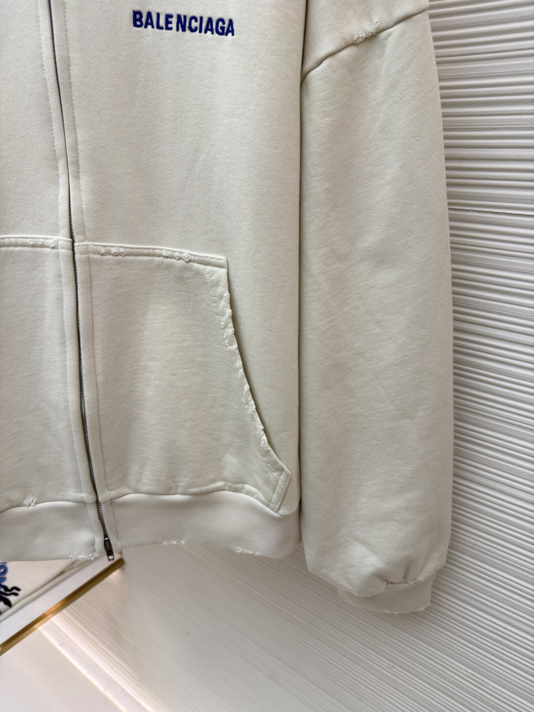 Balenciaga 巴黎世家 破洞字母刺绣拉链连帽卫衣 外套 长袖 白色 A7 803264TSVP18016