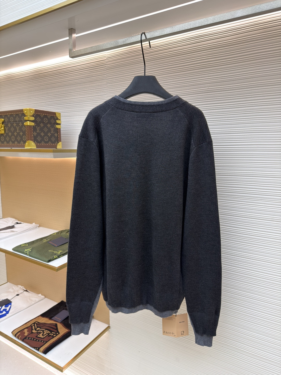 MIU MIU 缪缪 拼色假两件V领开衫 毛衣 外套 长袖 灰色 蓝色 B0 MMF918-15RK-F0G55-S-OOO