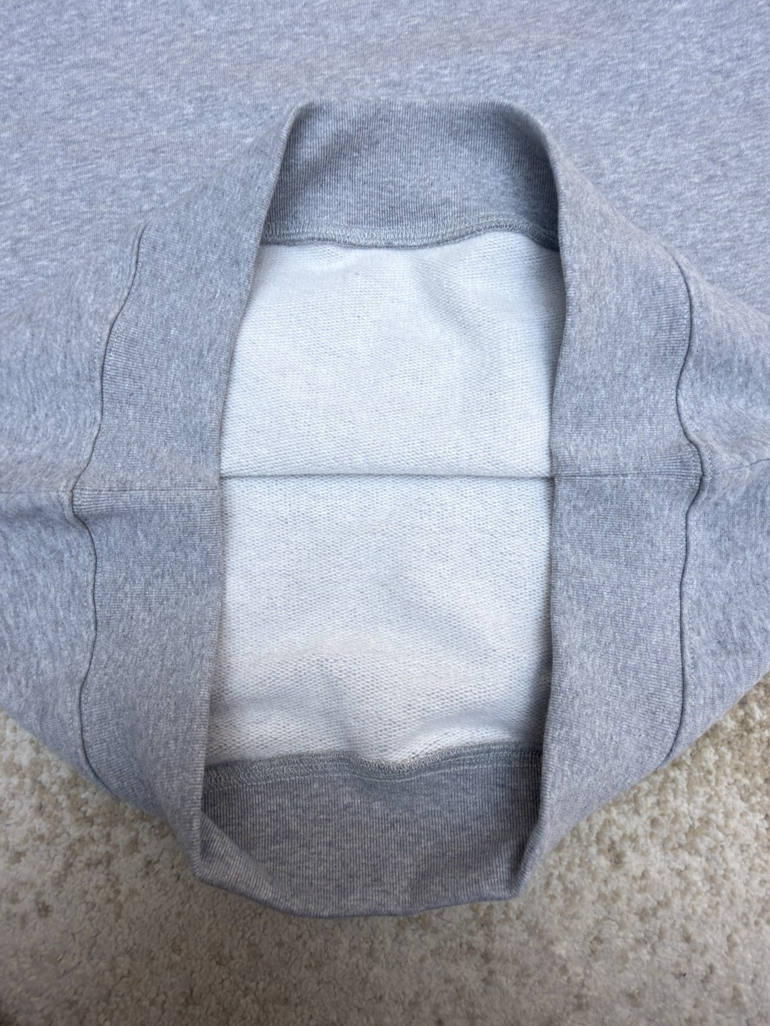 GUCCl 古驰锁扣刺绣圆领卫衣 外套 长袖 灰色 A5 848737-XJHOK-1056