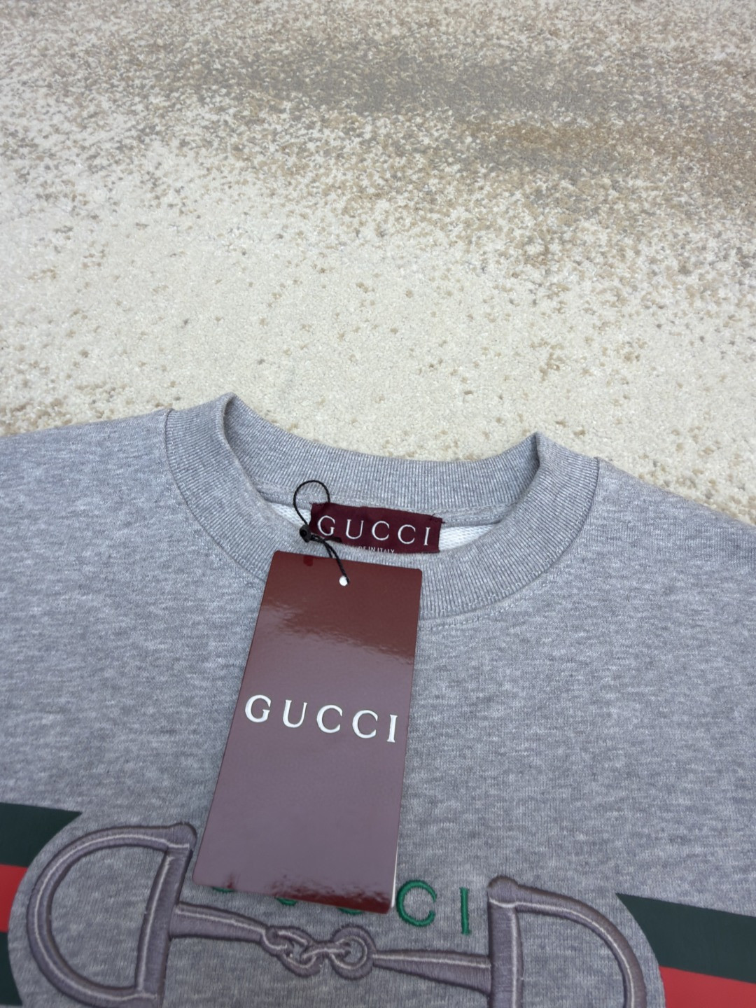 GUCCl 古驰锁扣刺绣圆领卫衣 外套 长袖 灰色 A5 848737-XJHOK-1056