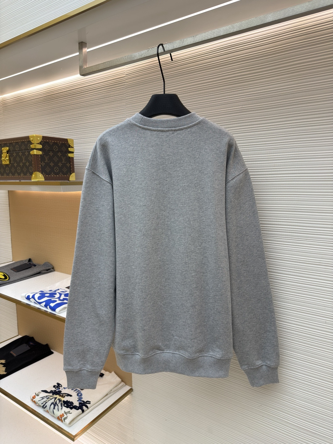 GUCCl 古驰锁扣刺绣圆领卫衣 外套 长袖 灰色 A5 848737-XJHOK-1056