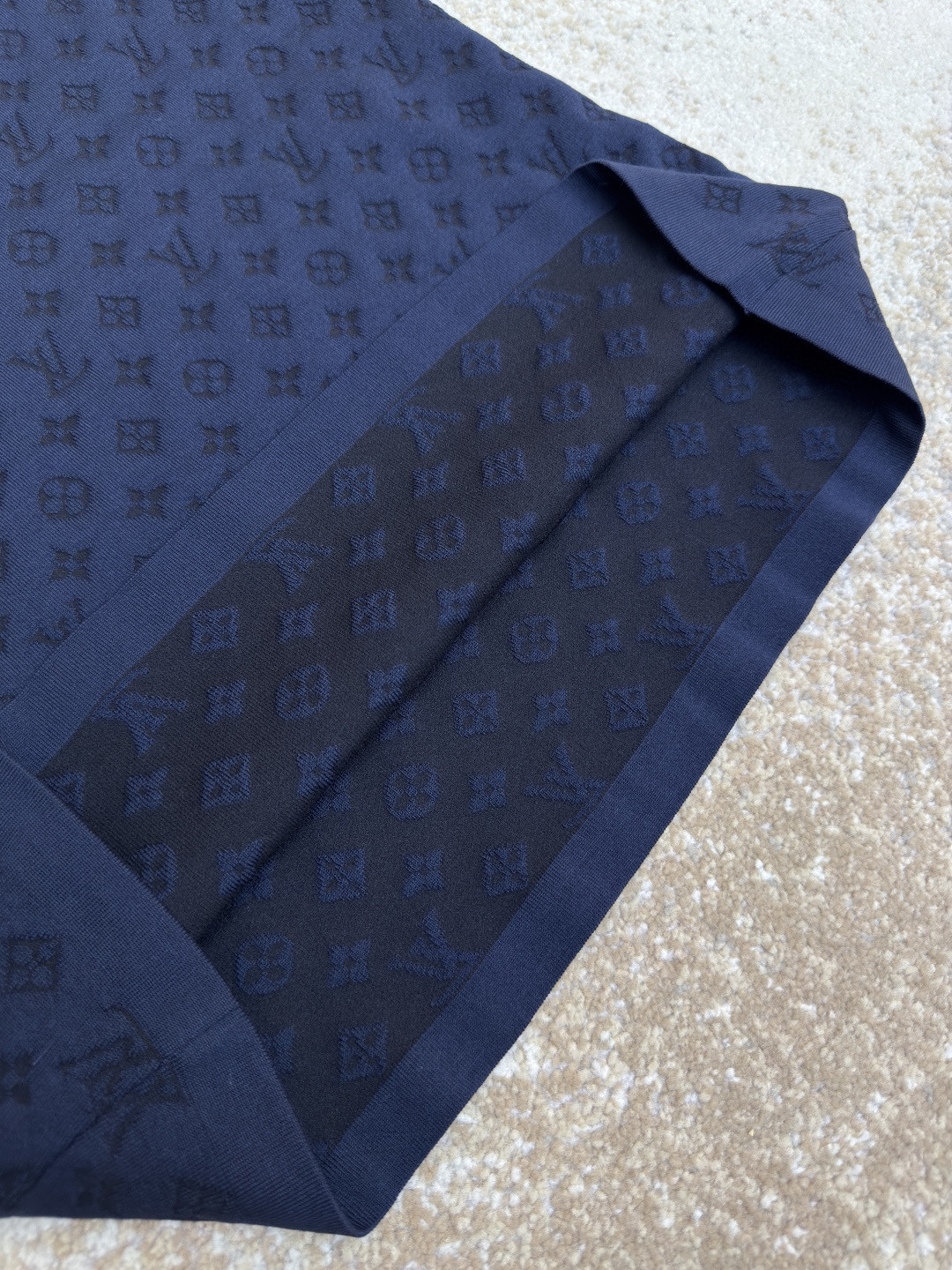 LOUIS VUITTON 路易威登 LV 拼接提花针织衫 T恤 短袖 女款 深蓝色 A5 1AI772