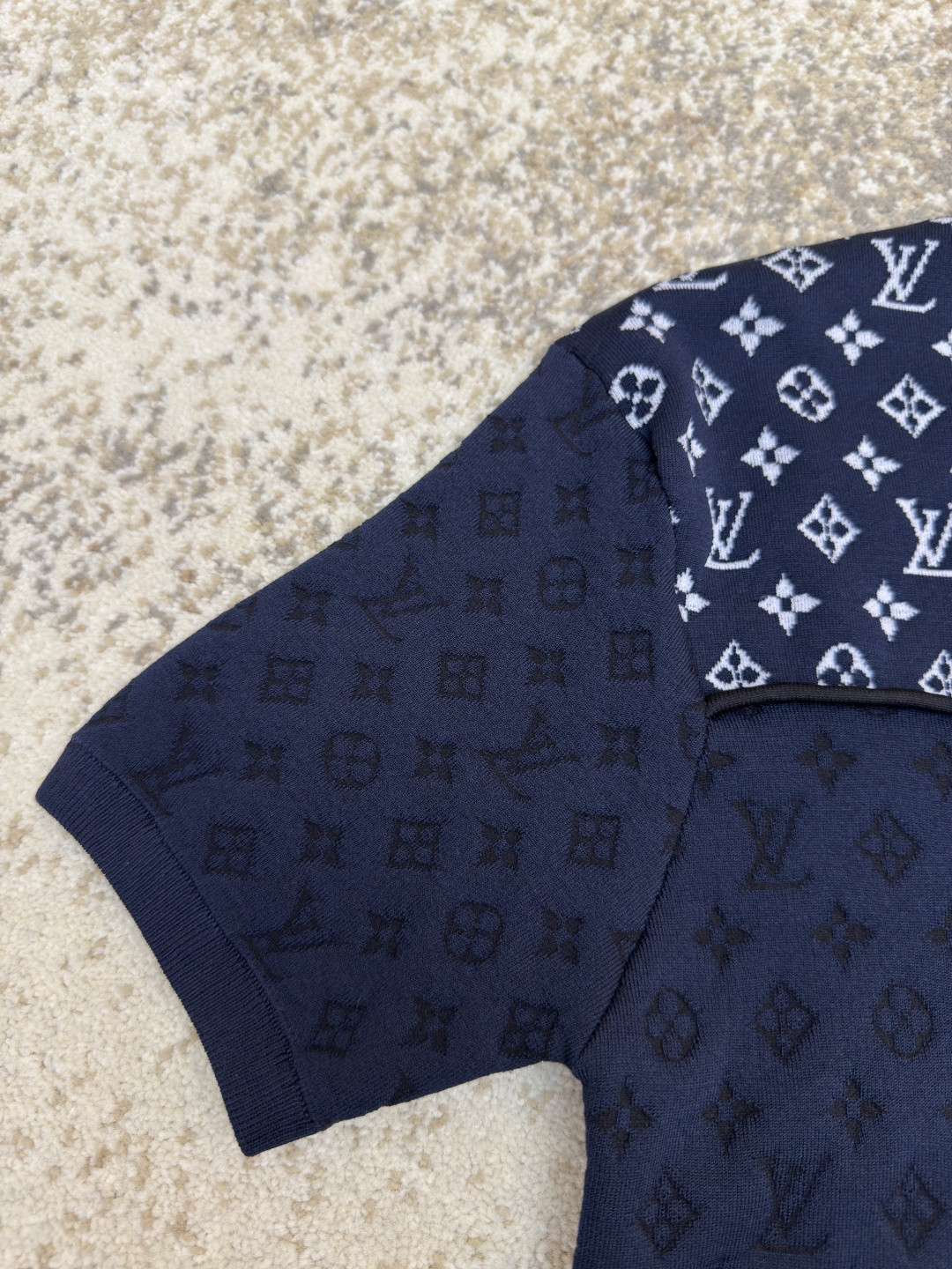 LOUIS VUITTON 路易威登 LV 拼接提花针织衫 T恤 短袖 女款 深蓝色 A5 1AI772