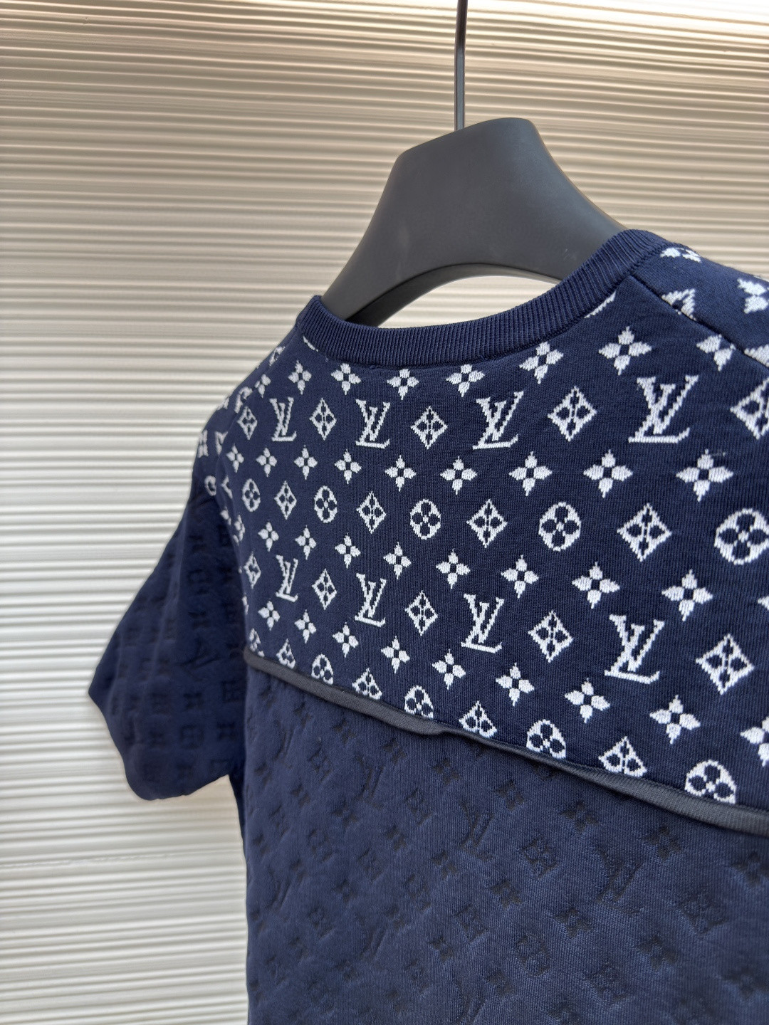 LOUIS VUITTON 路易威登 LV 拼接提花针织衫 T恤 短袖 女款 深蓝色 A5 1AI772