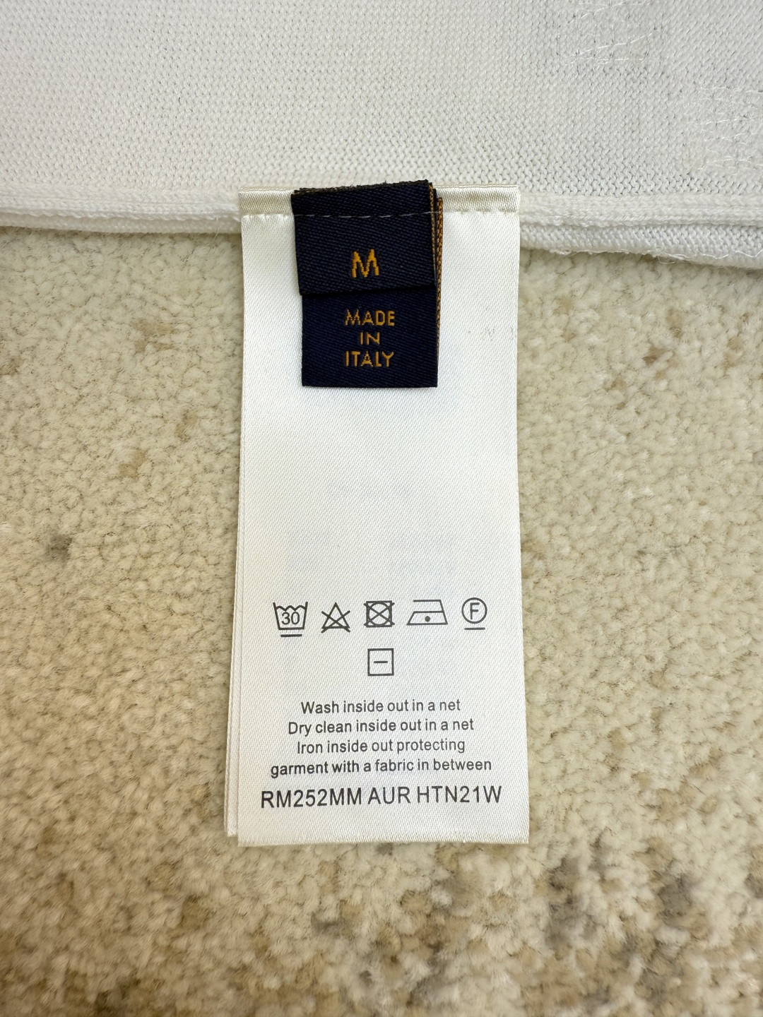 LOUIS VUITTON 路易威登 LV 装饰细节珠饰毛织短袖 T恤 针织衫 白色 B0 1AHVO8