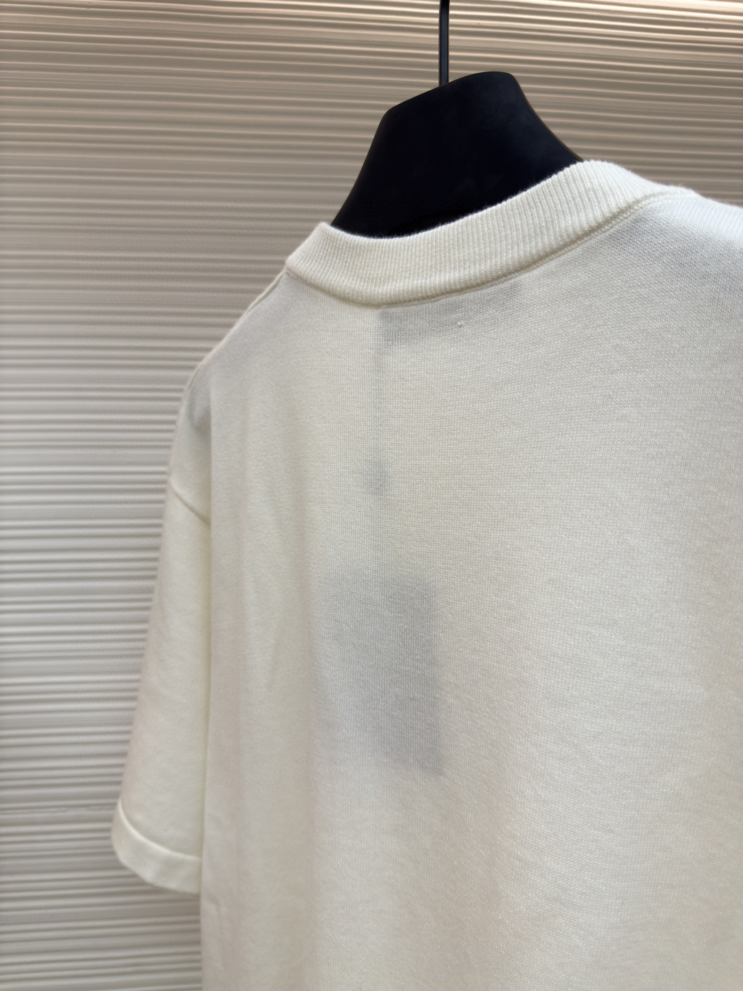 LOUIS VUITTON 路易威登 LV 装饰细节珠饰毛织短袖 T恤 针织衫 白色 B0 1AHVO8