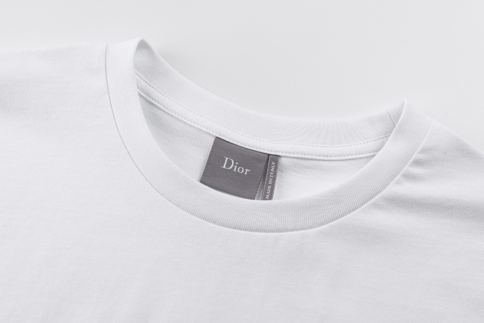 DIOR 迪奥 刺绣平纹圆领T恤 短袖 白色 黑色 A0 683J606A0677-C989