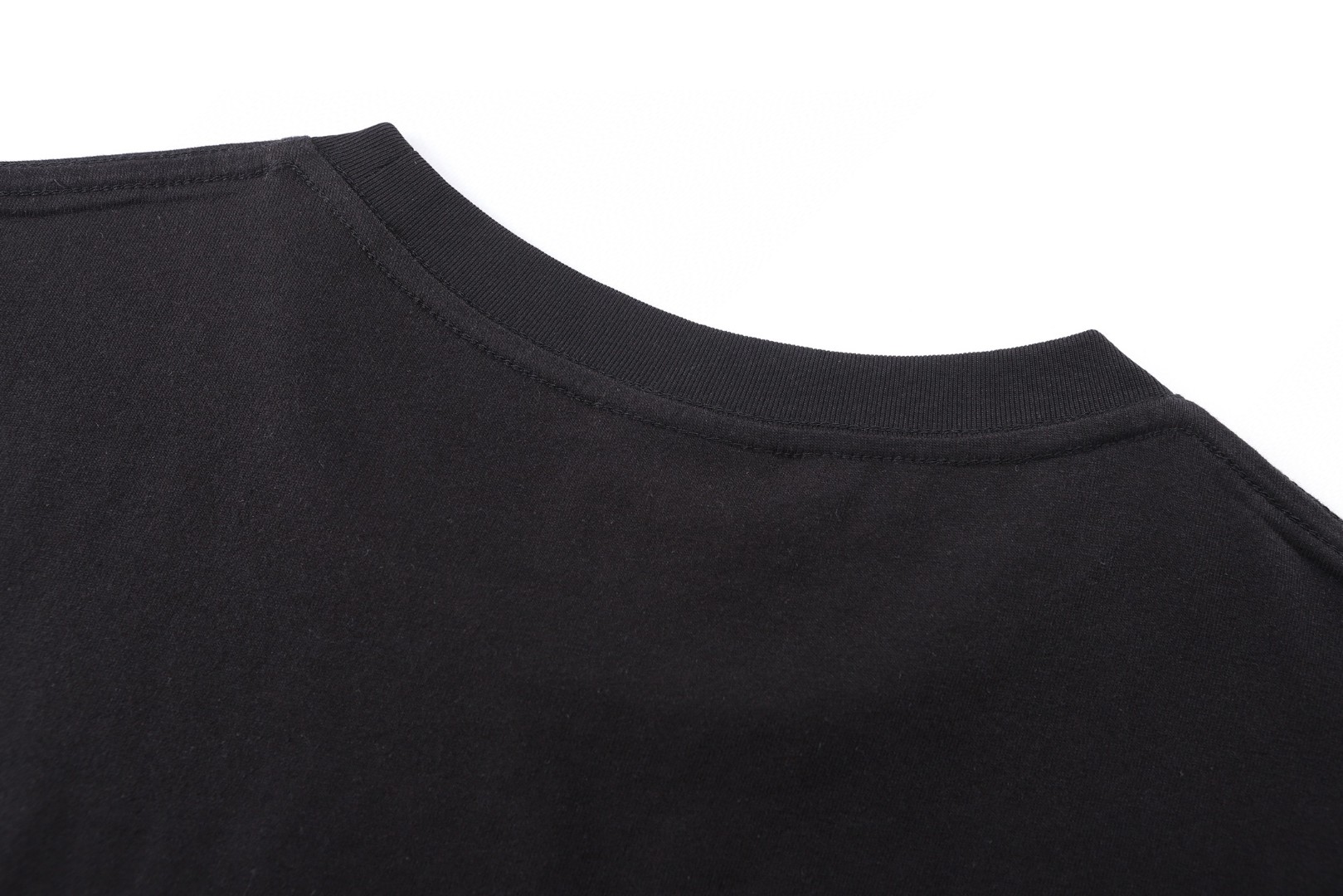 DIOR 迪奥 刺绣平纹圆领T恤 短袖 白色 黑色 A0 683J606A0677-C989