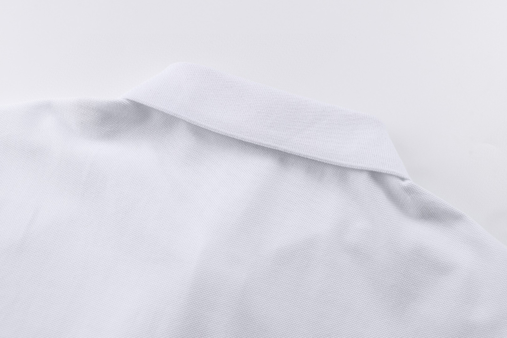 Moncler 蒙口 标识贴片Polo衫 短袖 T恤 夏季 白色 黑色 A0 K20918A0001284556001