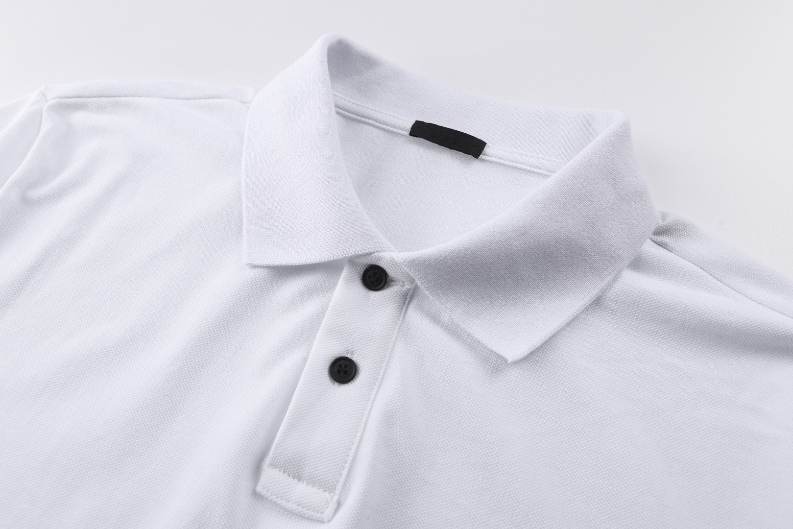 Moncler 蒙口 标识贴片Polo衫 短袖 T恤 夏季 白色 黑色 A0 K20918A0001284556001
