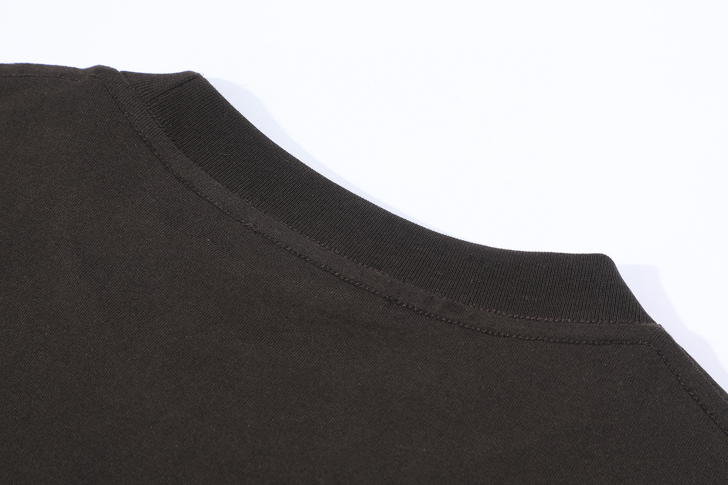 LOUIS VUITTON 路易威登 地球仪印花圆领短袖 T恤 棕色 A0 1AHCLC