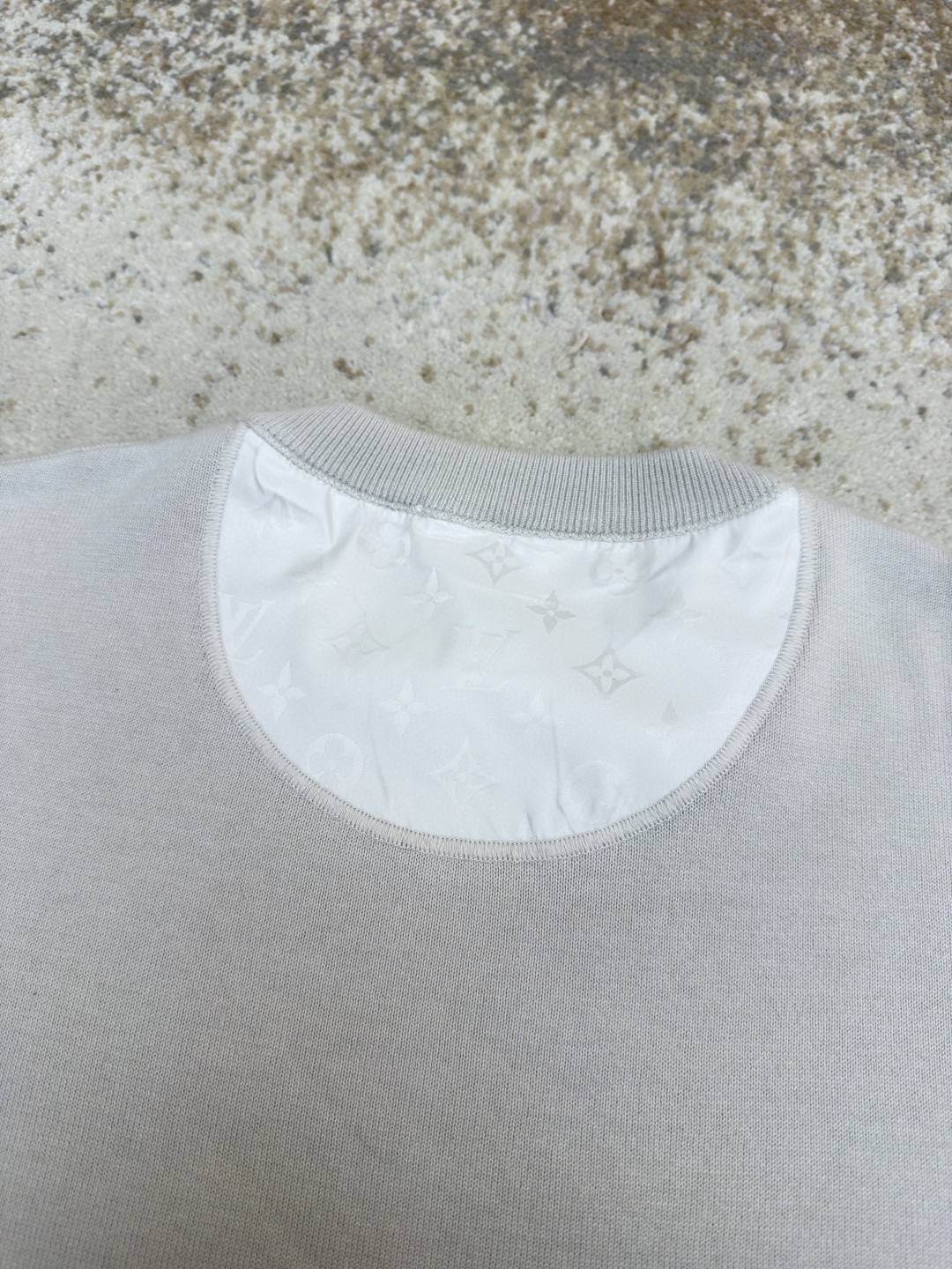 LOUIS VUITTON 路易威登 LV口袋嵌花圆领短袖 T恤 夏款 B0 