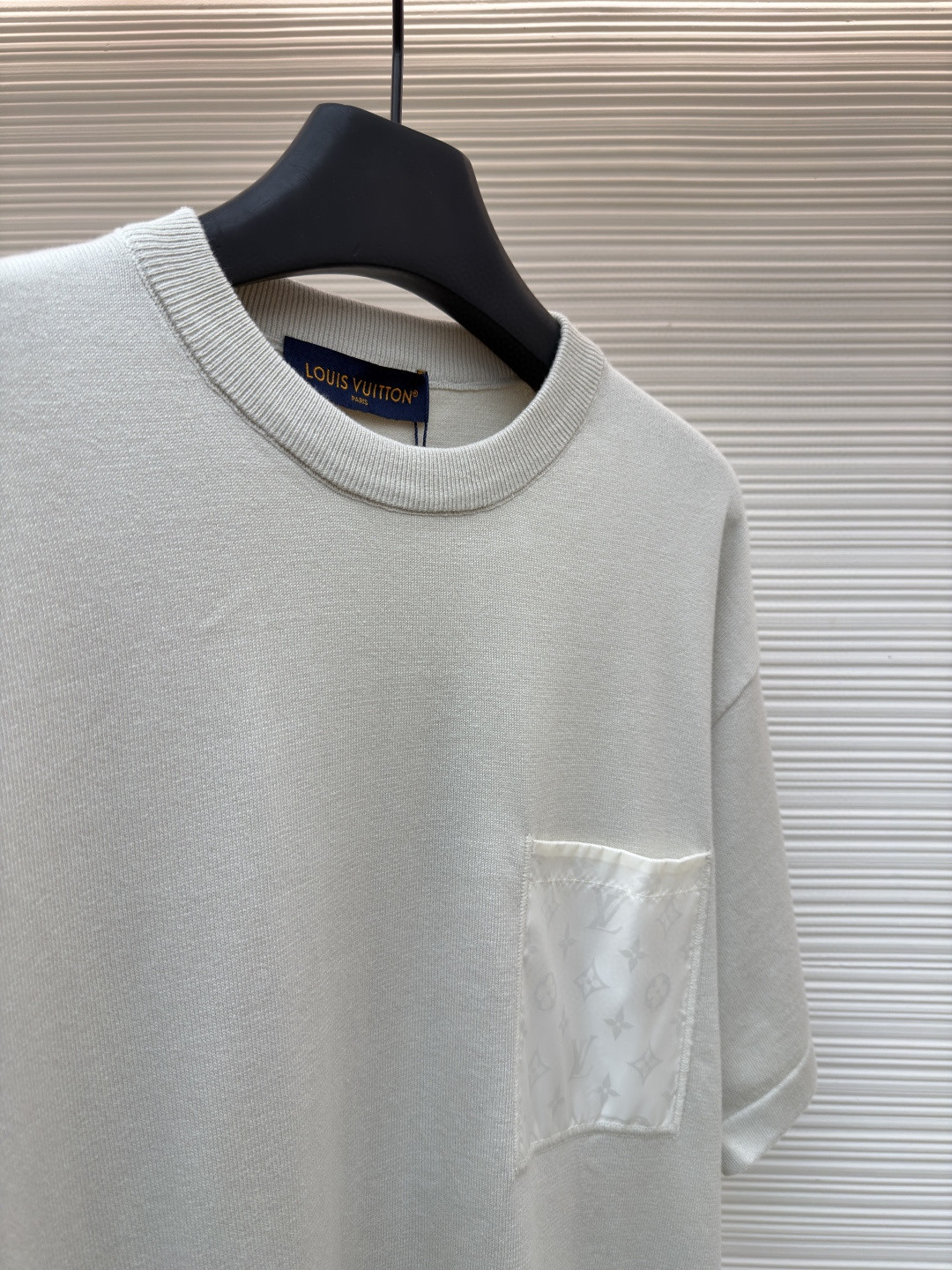 LOUIS VUITTON 路易威登 LV口袋嵌花圆领短袖 T恤 夏款 B0 