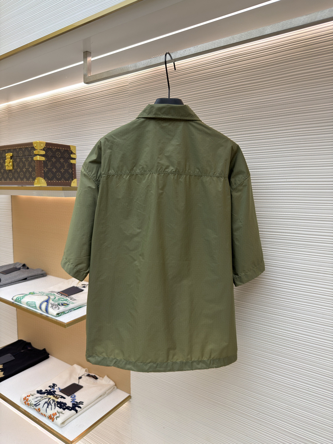 PRADA 普拉达 极简再生尼龙短袖衬衫 外套 绿色 B0 SC758-1WQ9-F0161-S-OOO