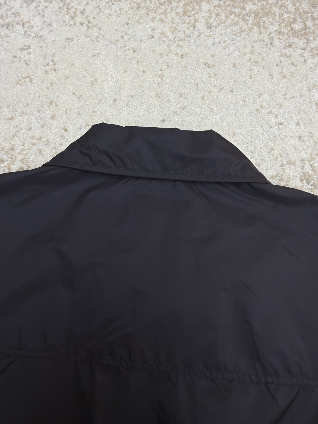 PRADA 普拉达 极简再生尼龙短袖衬衫 外套 黑色 A7 SC758-1WQ9-F0002-S-OOO