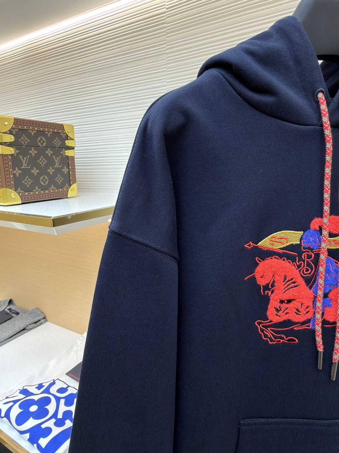 Burberry 巴宝莉 绒毛马刺绣连帽卫衣 长袖 外套 海军蓝 B0 81184101