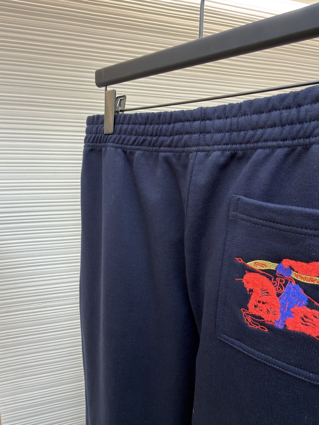 Burberry 巴宝莉 绒毛马刺绣松紧腰运动裤 休闲裤 裤子 长裤 海军蓝 B0 81184161