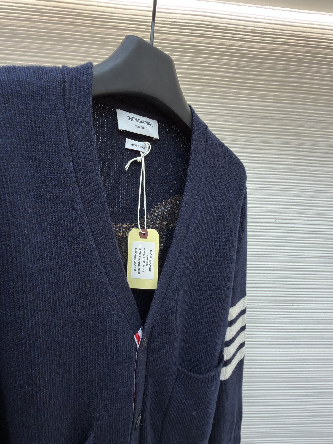 THOM BROWNE 后背小马图案V领开衫 针织衫 毛衣 外套 长袖 海军蓝 B0 MKC624A-Y1029-415