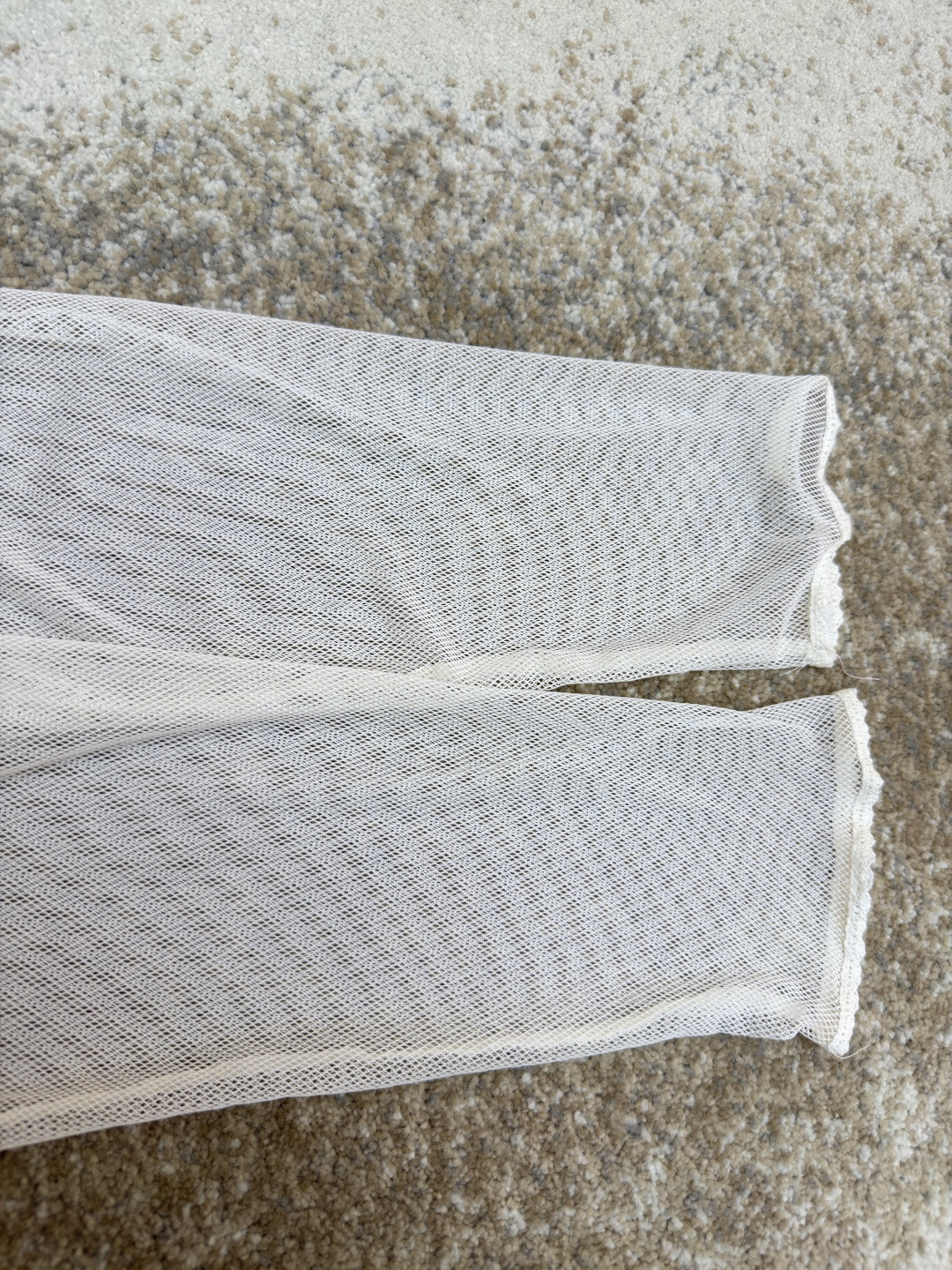 Acne Studios 假两件蕾丝细节图案圆领T恤 打底衫 长袖 米白色 A5 AL0496-AEG