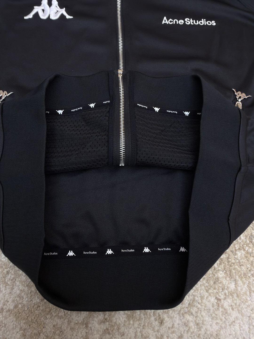Acne Studios Kappa 卡帕 联名款 徽标拉链运动衫 外套 夹克 长袖 黑色 B0 CI0196-900