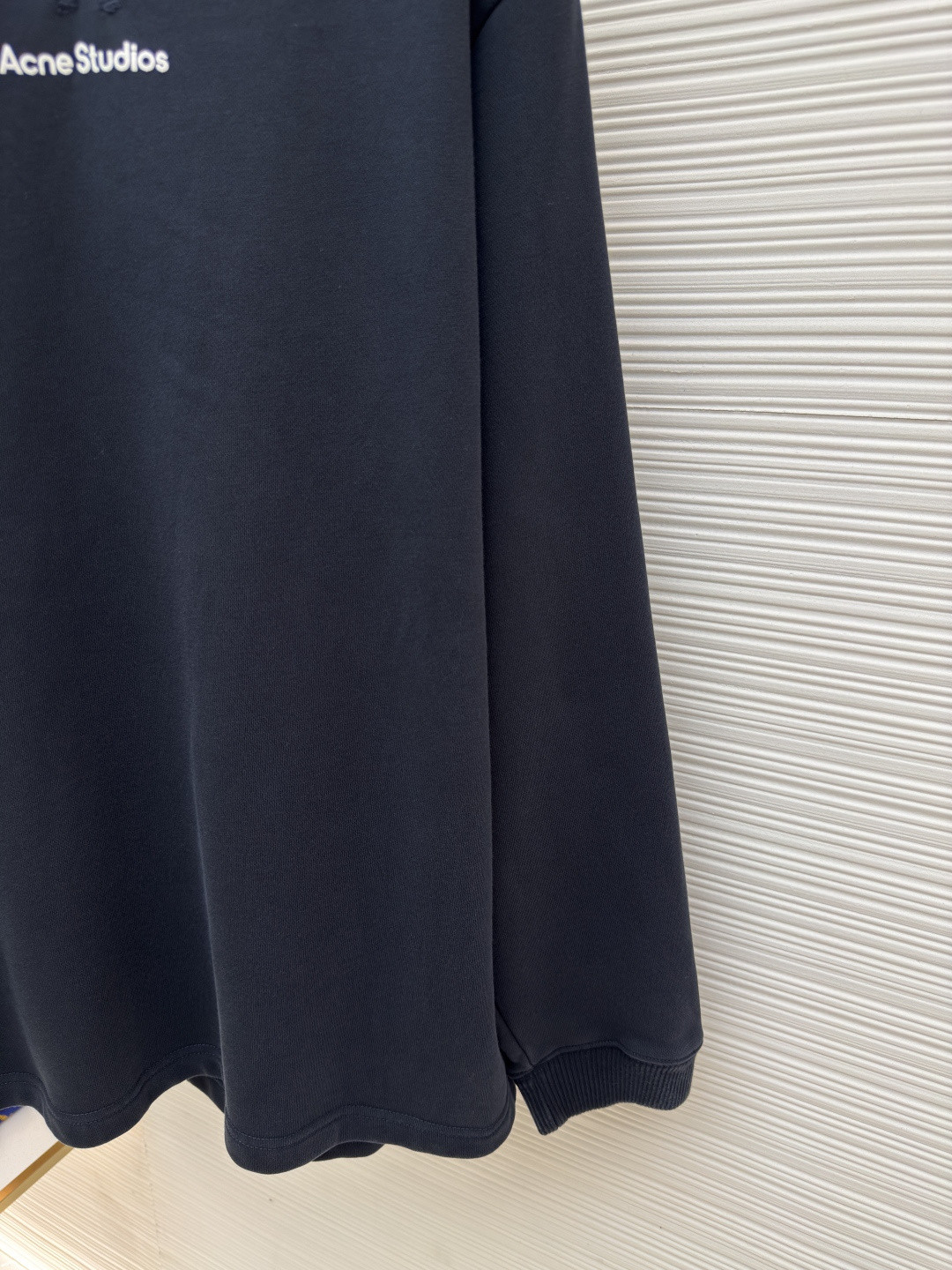 Acne Studios 胸前徽标圆领卫衣 T恤 长袖 白色 黑色 A5 CI0169-900