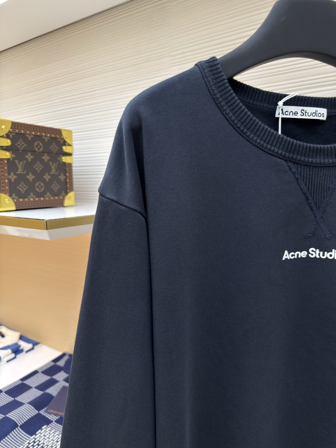 Acne Studios 胸前徽标圆领卫衣 T恤 长袖 白色 黑色 A5 CI0169-900