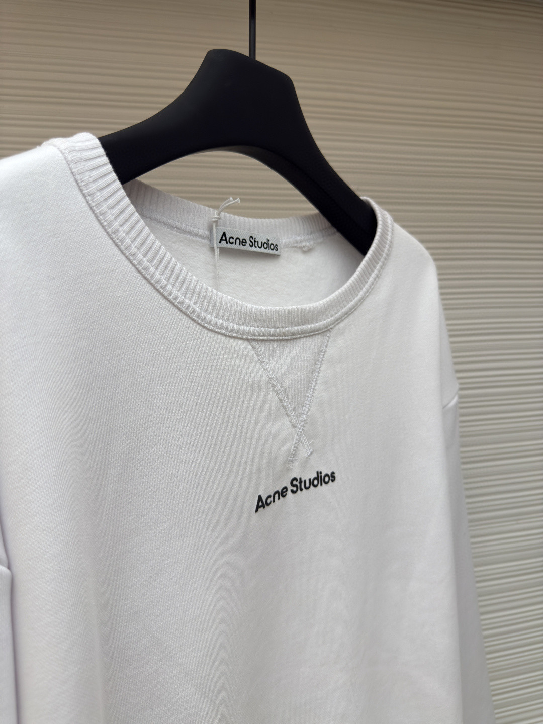 Acne Studios 胸前徽标圆领卫衣 T恤 长袖 白色 黑色 A5 CI0169-900