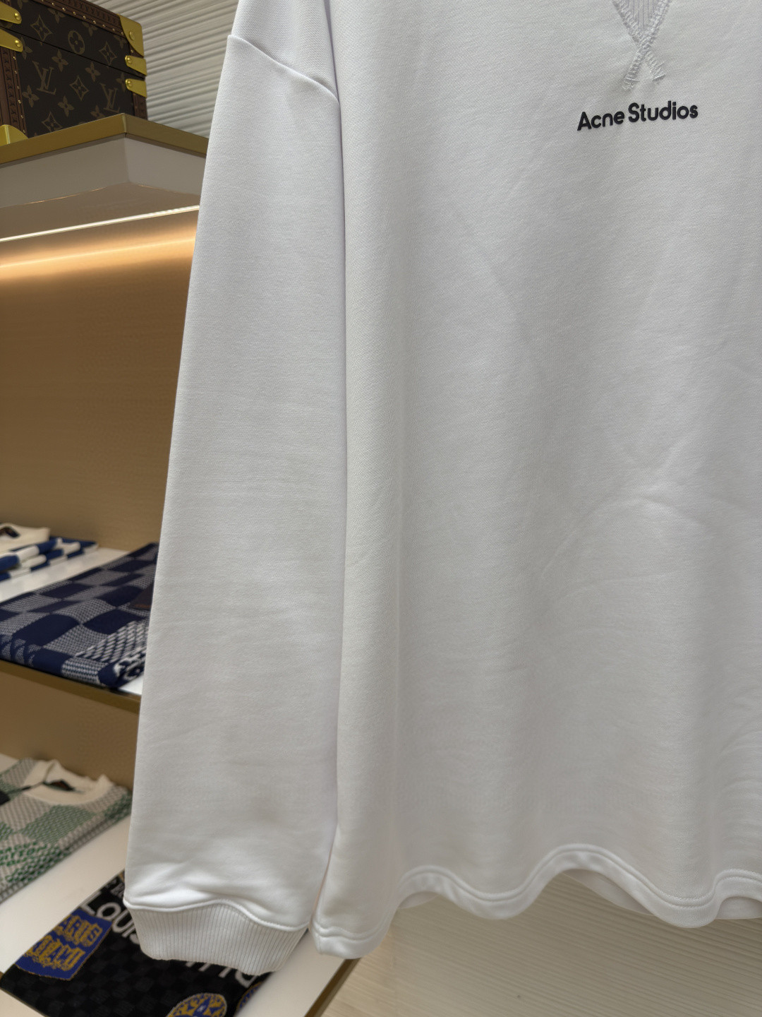 Acne Studios 胸前徽标圆领卫衣 T恤 长袖 白色 黑色 A5 CI0169-900