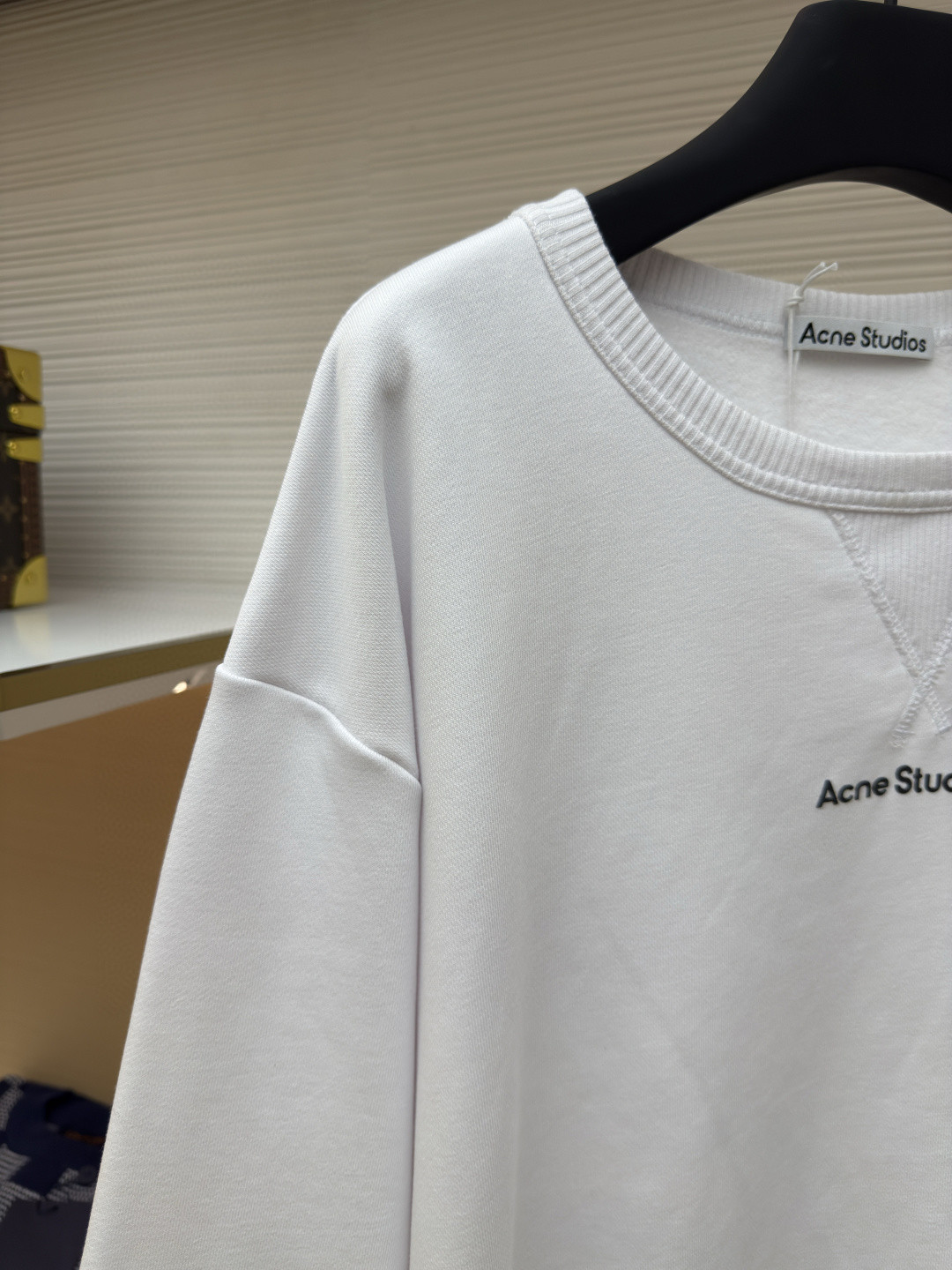 Acne Studios 胸前徽标圆领卫衣 T恤 长袖 白色 黑色 A5 CI0169-900