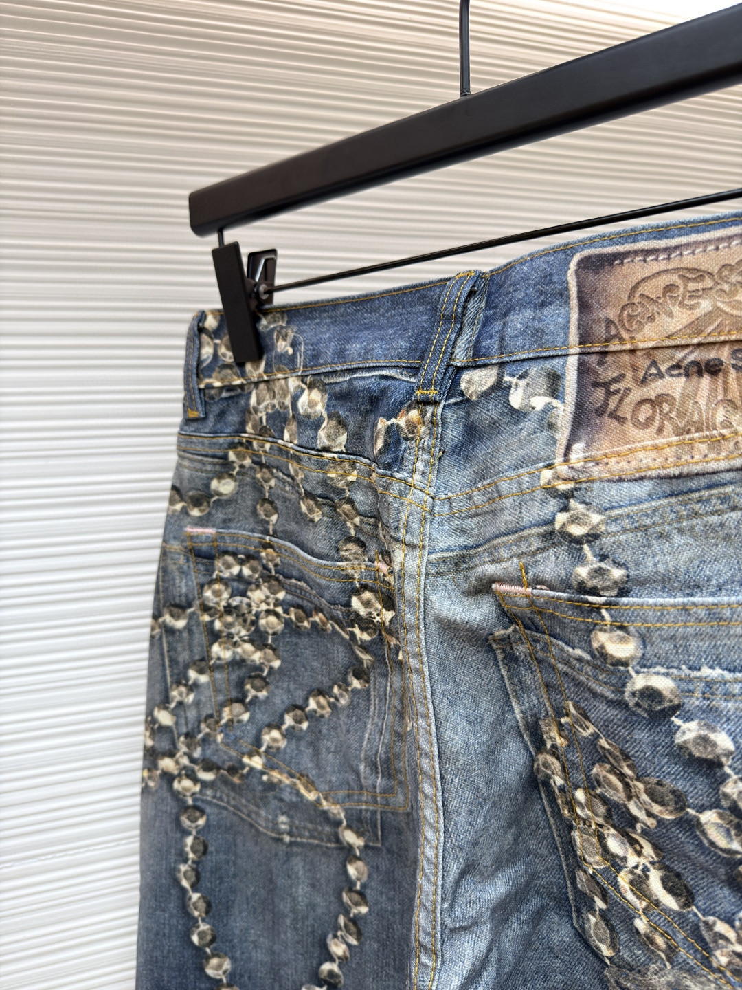 Acne Studios 水晶蝴蝶结3D错视小熊印花牛仔裤 长裤 裤子 蓝色 B0 CK0135-AUZ142