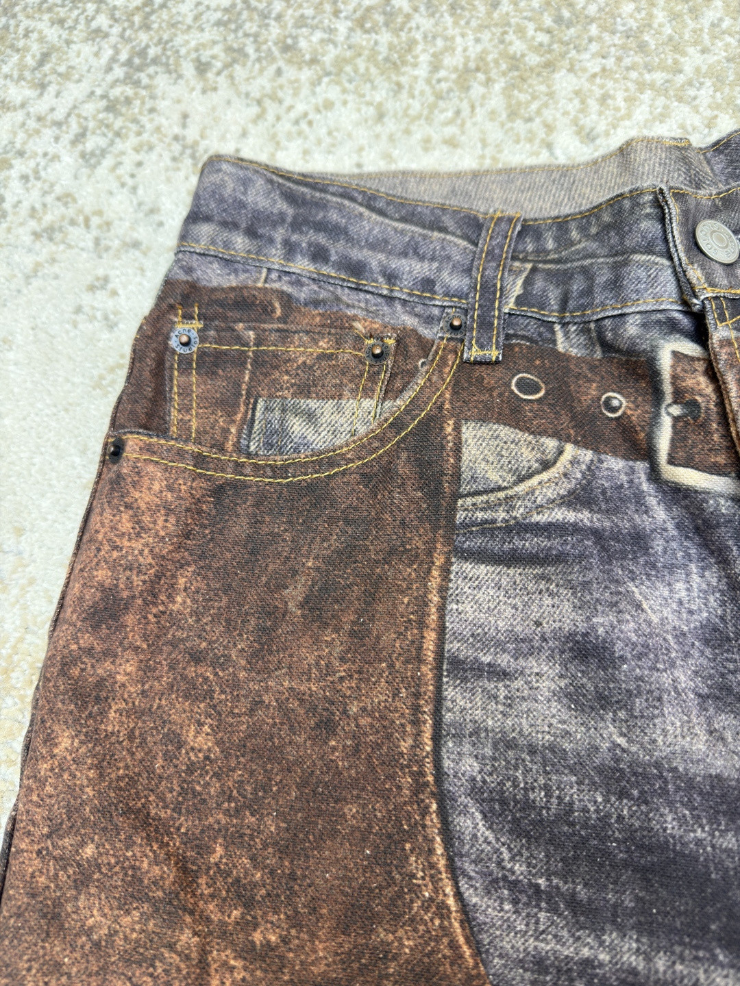 Acne Studios 3D错视复古印花牛仔裤 长裤 裤子 棕色 B0 BK0703-AG7