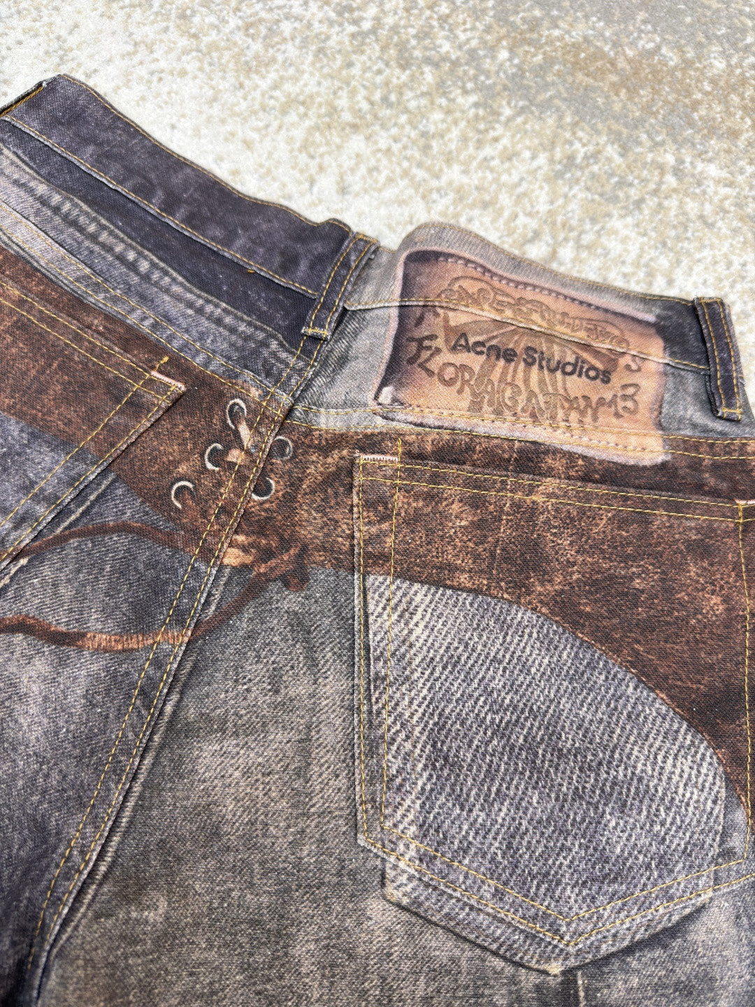 Acne Studios 3D错视复古印花牛仔裤 长裤 裤子 棕色 B0 BK0703-AG7