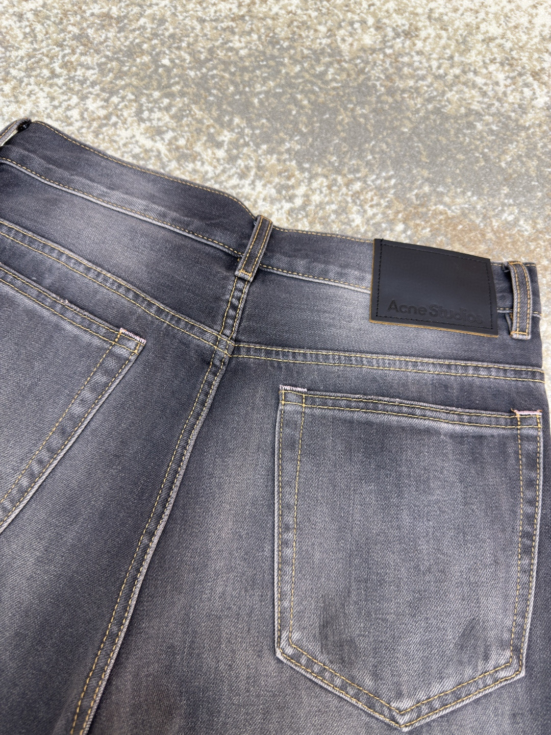 Acne Studios 泼墨涂绘牛仔七分裤 短裤 牛仔裤 裤子 黑色 A7 BE0173-900