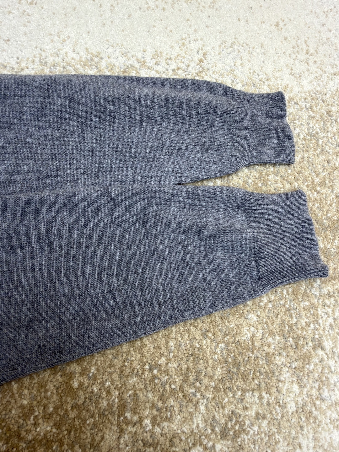 Burberry 巴宝莉 刺绣圆领针织衫 毛衣 长袖 外套 灰色 蓝色 B0 81130871