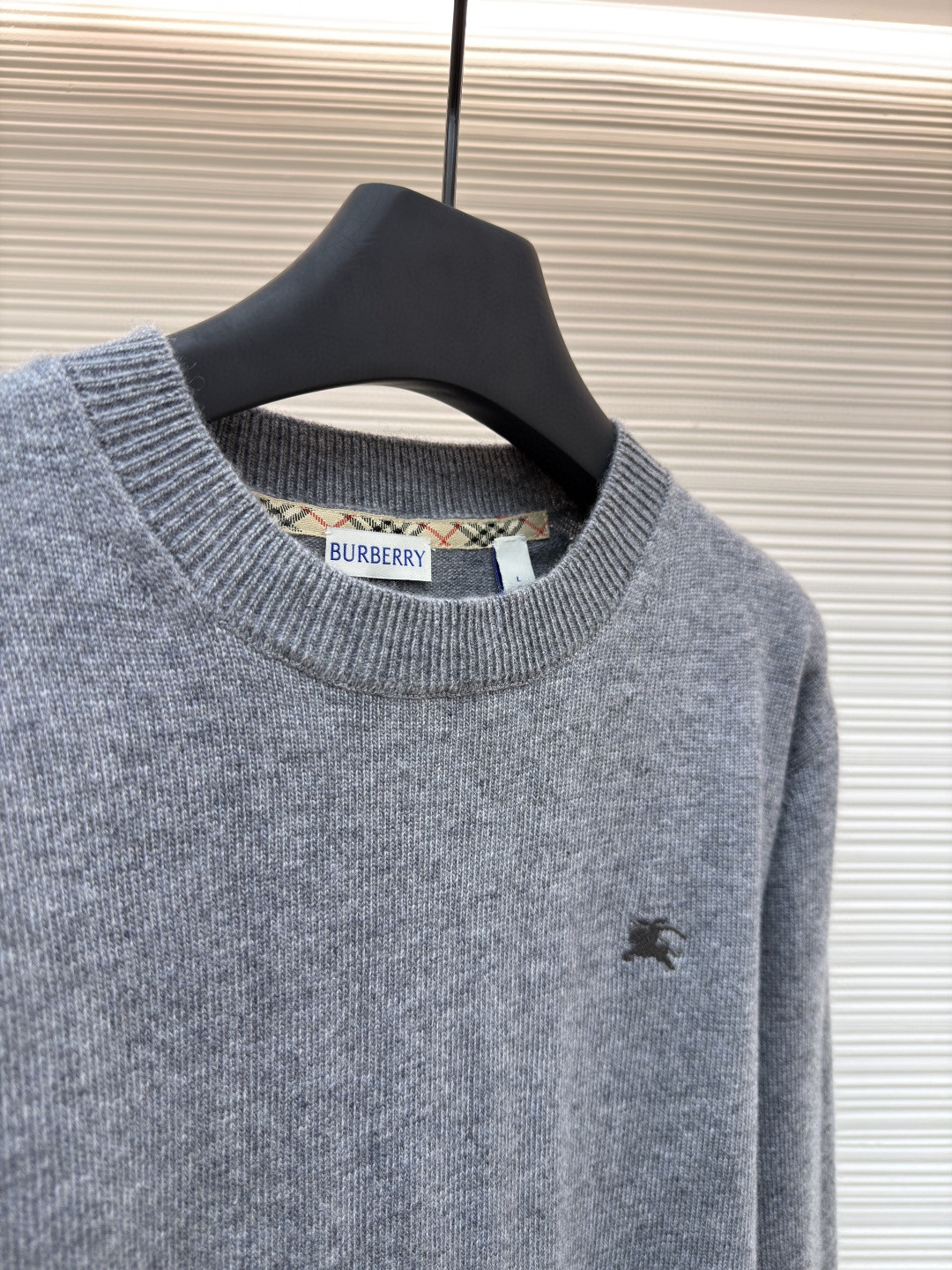 Burberry 巴宝莉 刺绣圆领针织衫 毛衣 长袖 外套 灰色 蓝色 B0 81130871