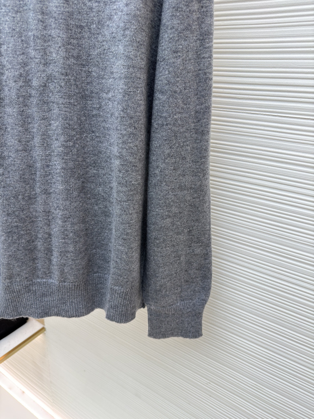 Burberry 巴宝莉 刺绣圆领针织衫 毛衣 长袖 外套 灰色 蓝色 B0 81130871