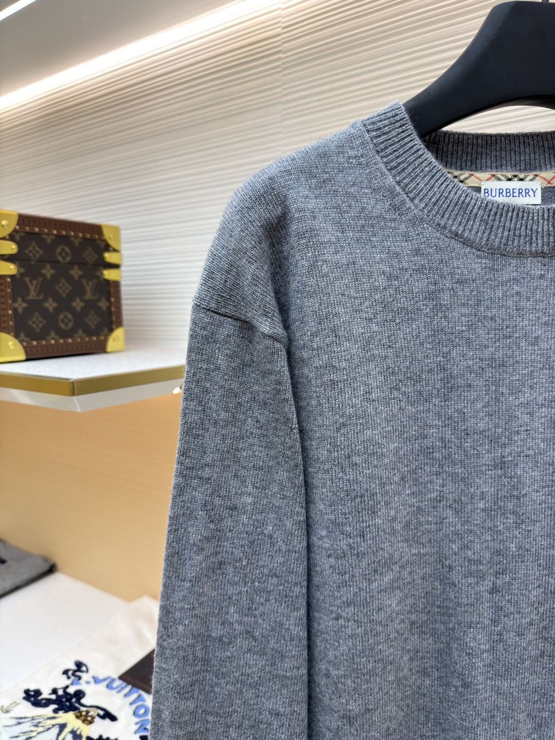 Burberry 巴宝莉 刺绣圆领针织衫 毛衣 长袖 外套 灰色 蓝色 B0 81130871