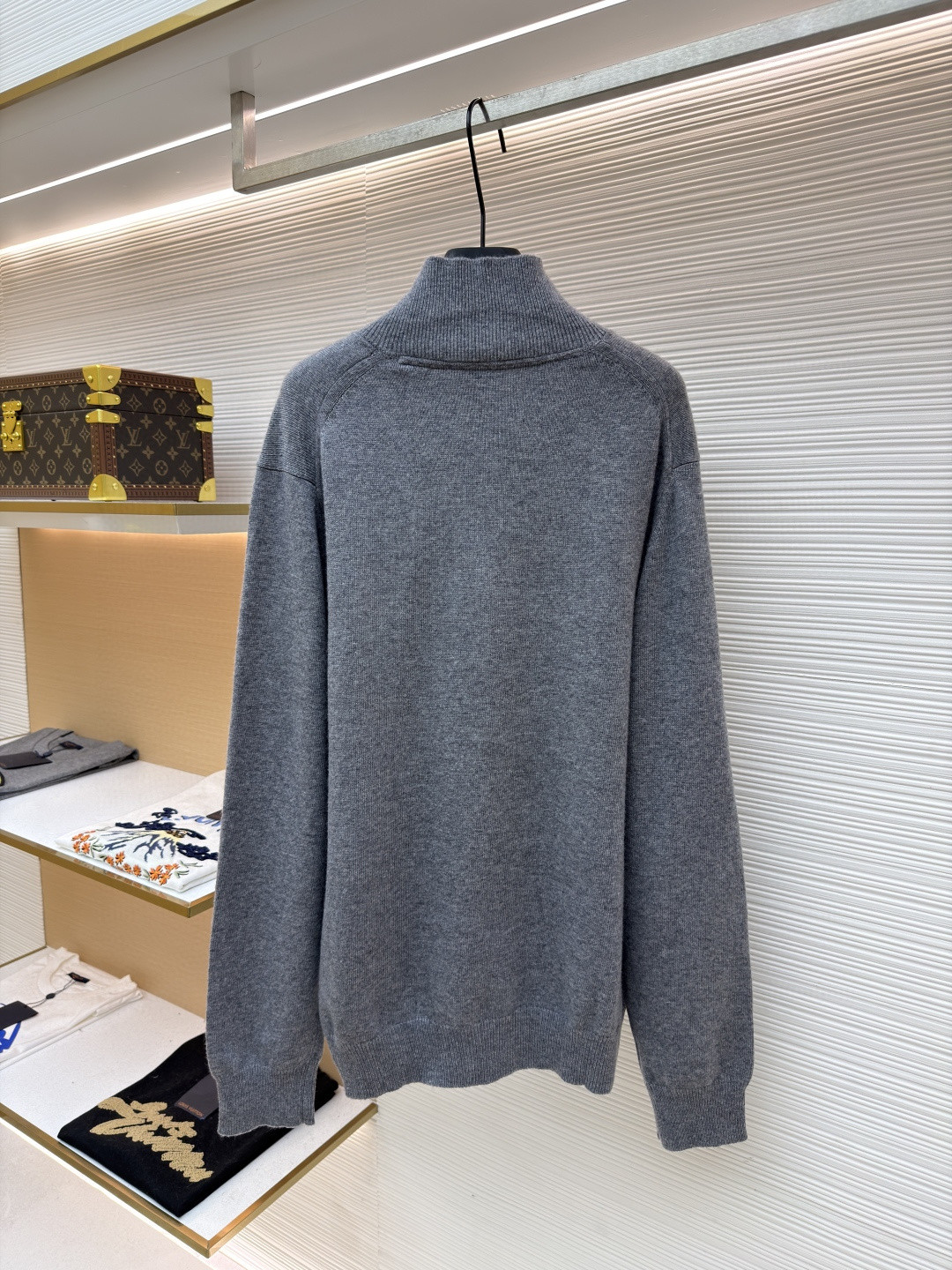 Burberry 巴宝莉 刺绣半拉链高领针织衫 毛衣 长袖 外套 灰色 蓝色 B0 81121321