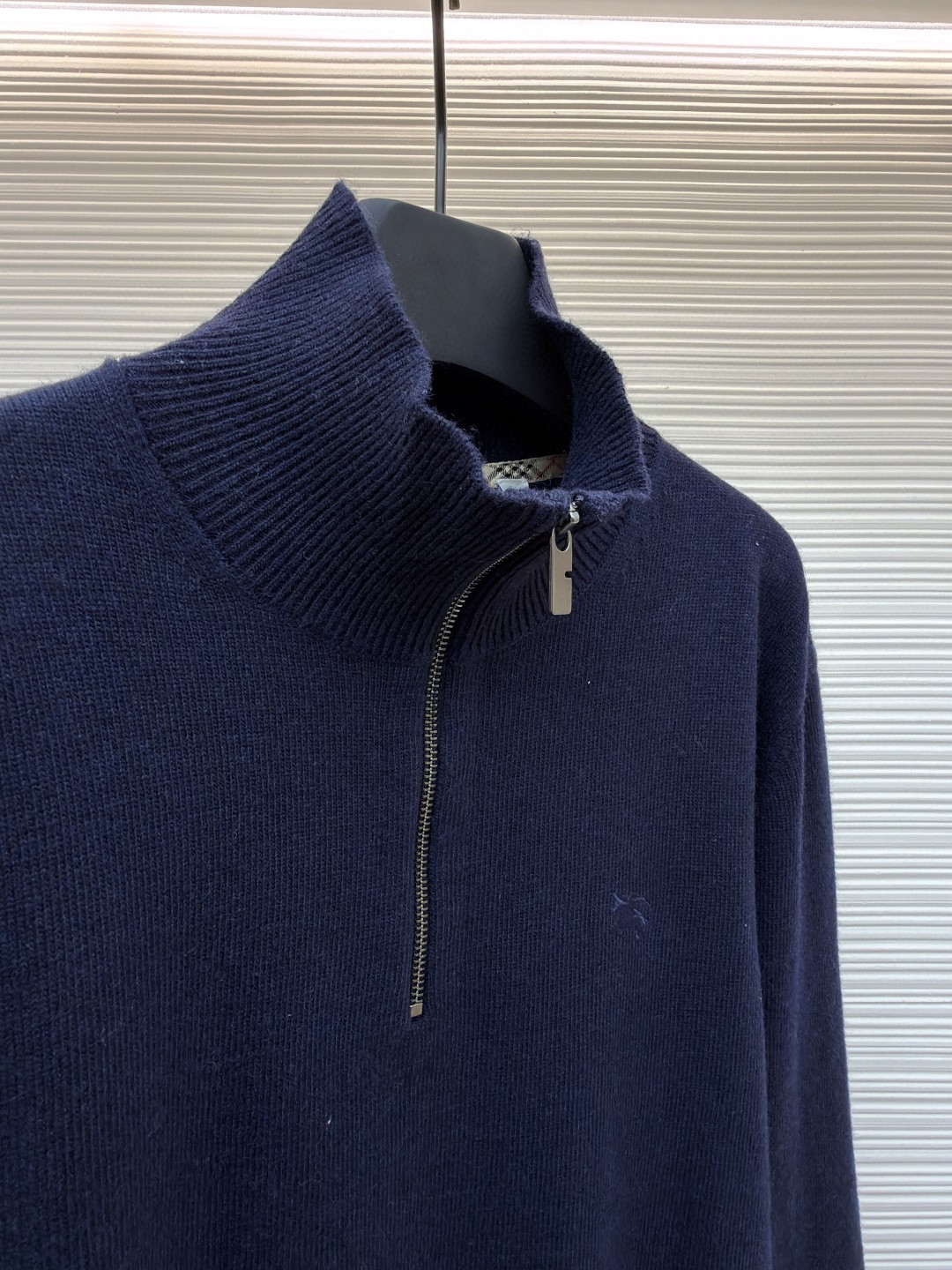 Burberry 巴宝莉 刺绣半拉链高领针织衫 毛衣 长袖 外套 灰色 蓝色 B0 81121321