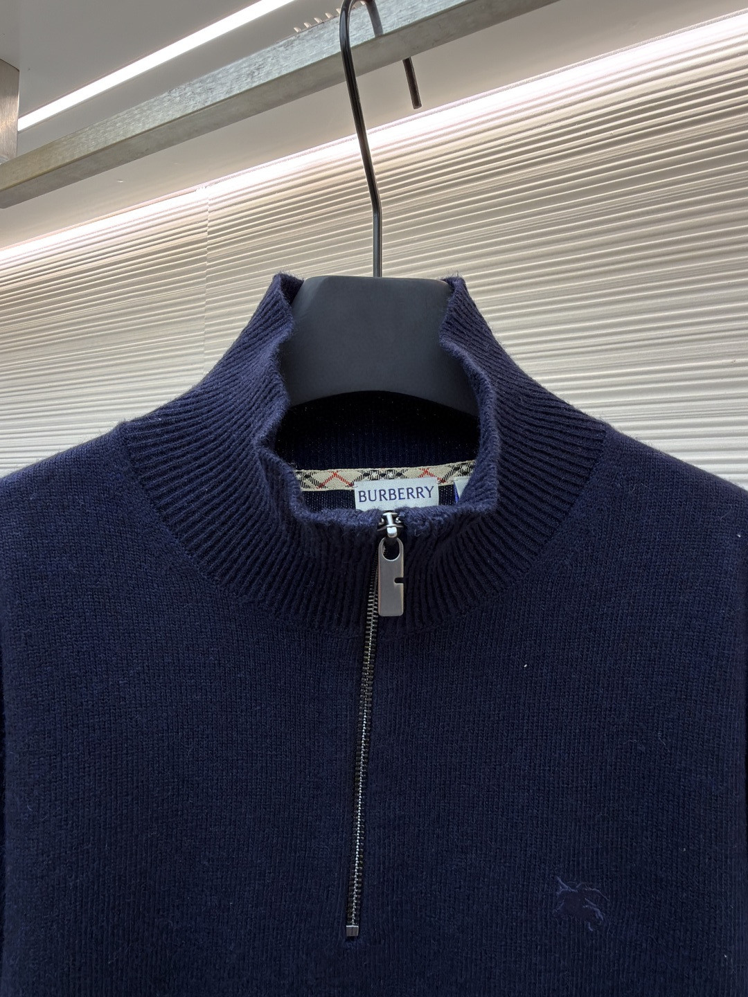 Burberry 巴宝莉 刺绣半拉链高领针织衫 毛衣 长袖 外套 灰色 蓝色 B0 81121321