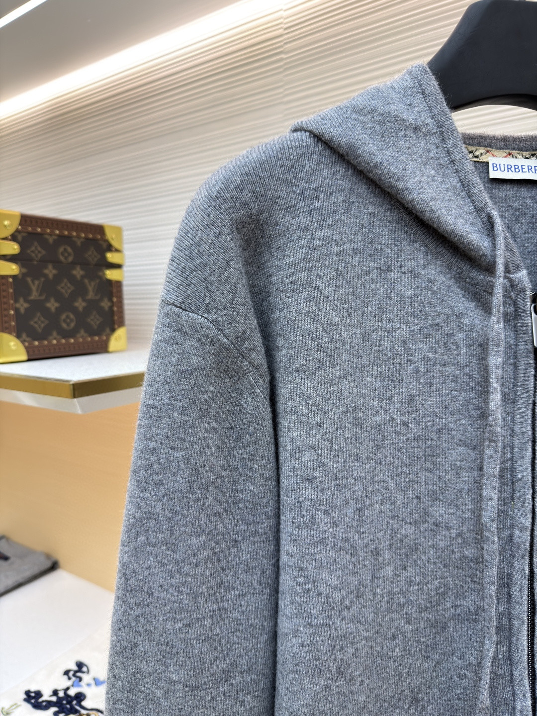 Burberry 巴宝莉 刺绣拉链开衫 连帽卫衣 毛衣 长袖 外套 灰色 蓝色 B0 81121341